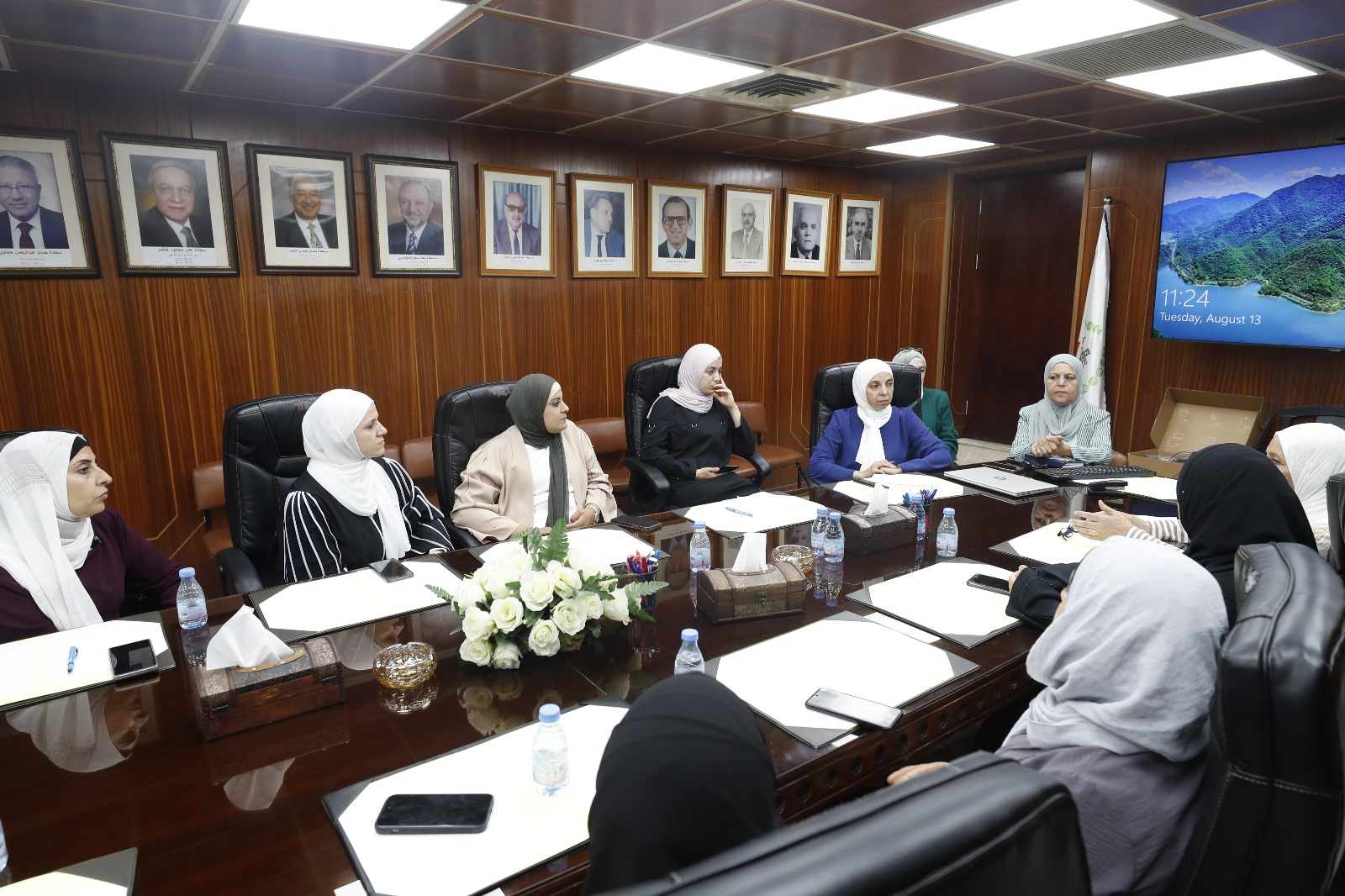 استقبلت غرفة تجارة وصناعة نابلس يوم اول امس الثلاثاء 13/08/2024 ممثلة بعضو مجلس ادارتها لينا  سعدالدين، وطاقم الغرفة، وفداً من مركز الدراسات النسوية بنابلس 