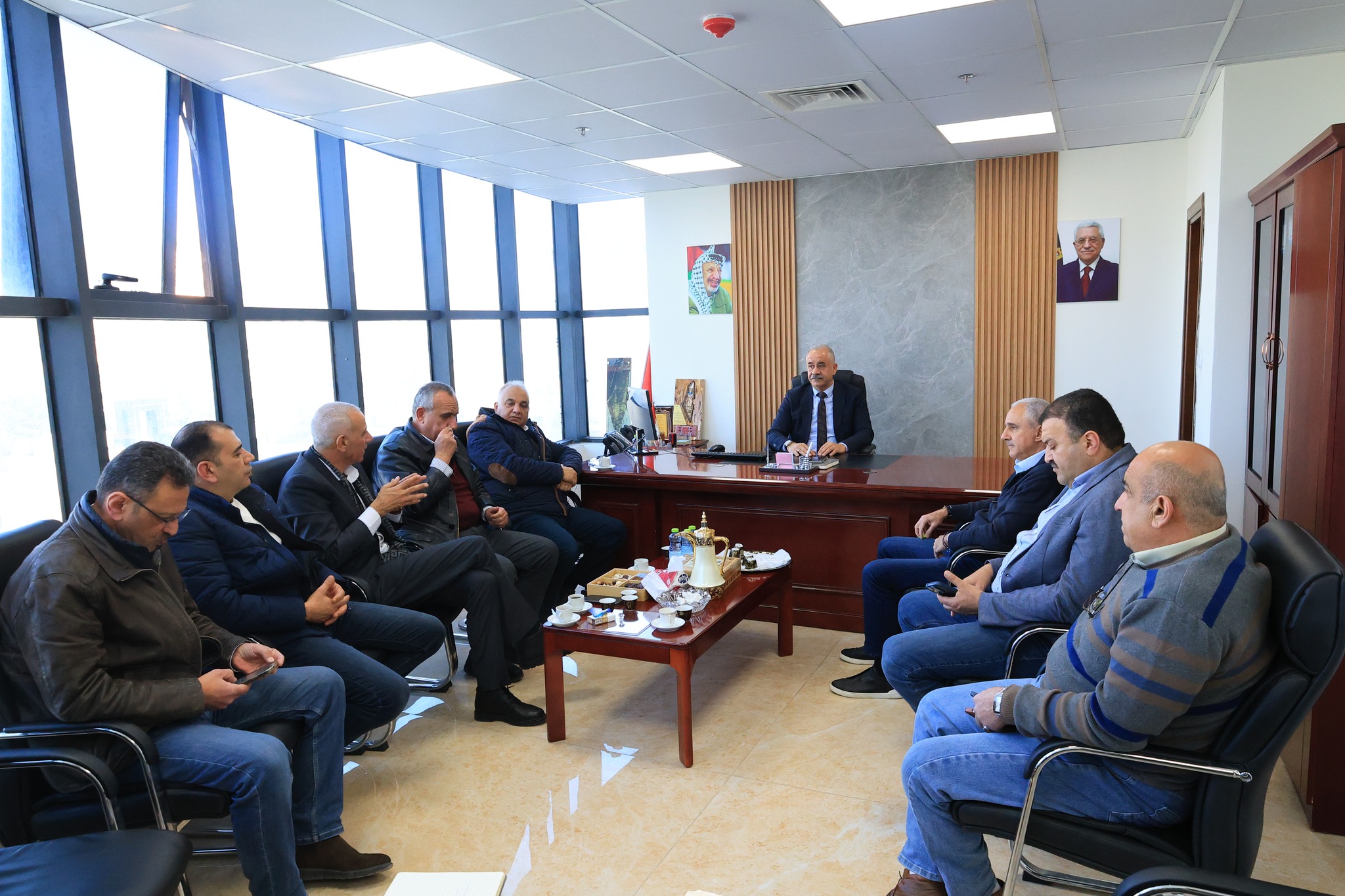 مجلس إدارة الغرفة يبحث آليات التعاون الثنائي مع مدير مديرية وزارة الاقتصاد الوطني في نابلس 7-2-2026