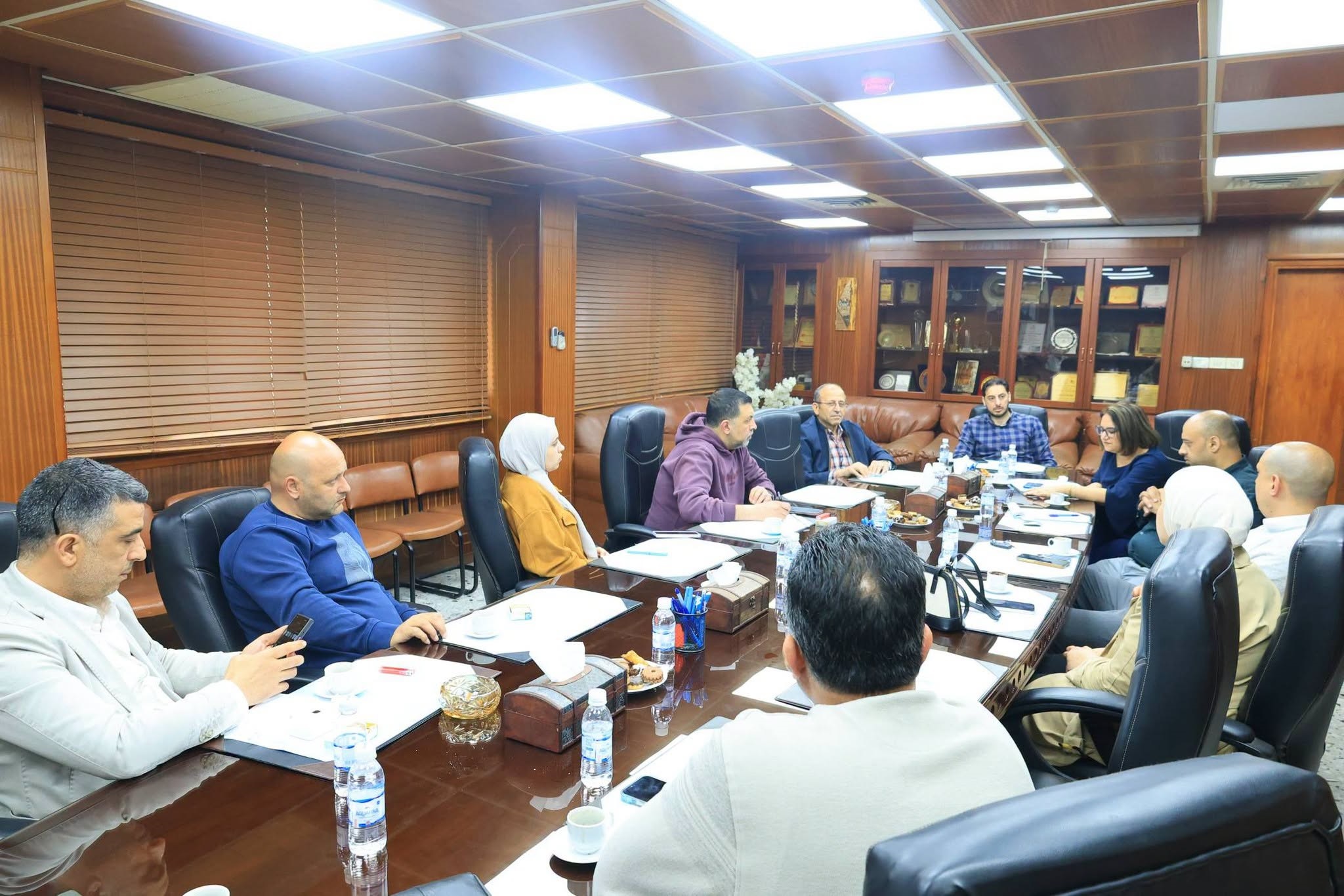 عقدت غرفة تجارة وصناعة نابلس، اليوم الأحد الموافق 19/4/2026، اجتماعاً مع وفد من مؤسسة مجتمعات عالمية